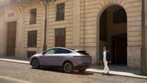 XPENG unveils refreshed G6 coupe SUV in Singapore with new AWD performance model XPENG unveils refreshed G6 coupe SUV in Singapore with new AWD performance model