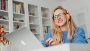 Deel launches new tools to simplify year-end planning and payroll Deel launches new tools to simplify year-end planning and payroll