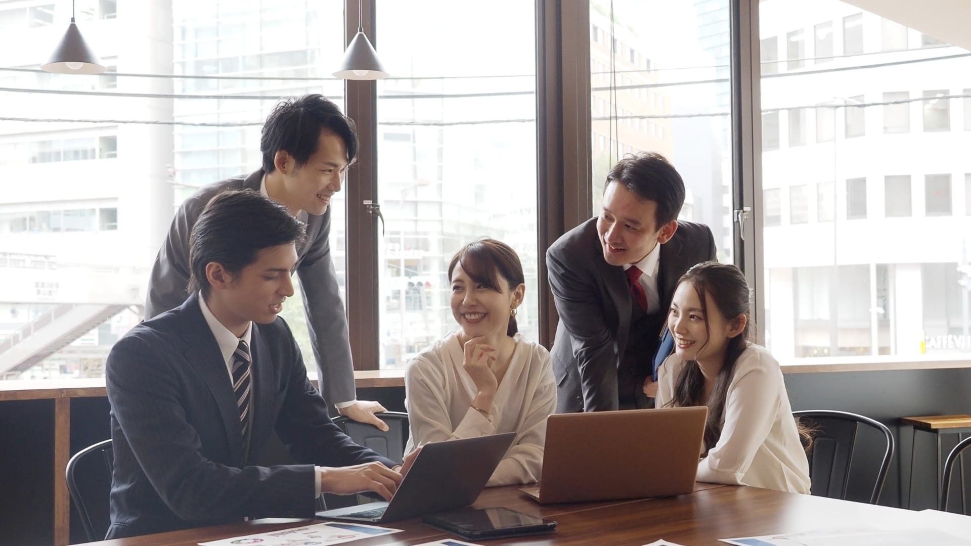Singapore businesses ramp up international hiring as local talent gap widens
