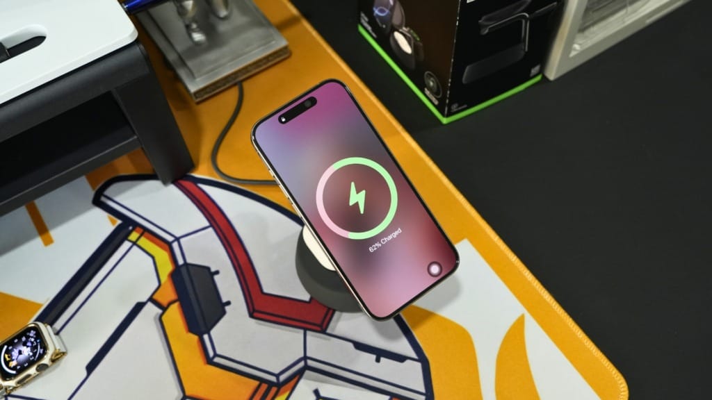 Belkin UltraCharge Pro 3-in-1 Magnetic Charging Dock with Qi2 25W review Fast, quiet and convenient charging - 5