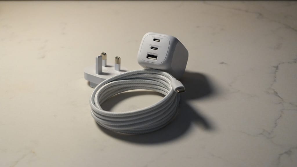 BoostCharge Pro 3-Port GaN Wall Charger 100W- A compact charger built for multi-device workflows - 2