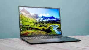 LG unveils 120Hz laptop display with major battery life gains LG unveils 120Hz laptop display with major battery life gains