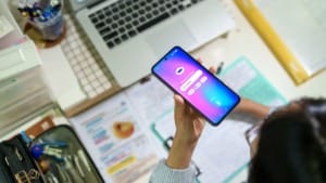 Stanford study warns of risks as users turn to AI chatbots for personal advice Stanford study warns of risks as users turn to AI chatbots for personal advice