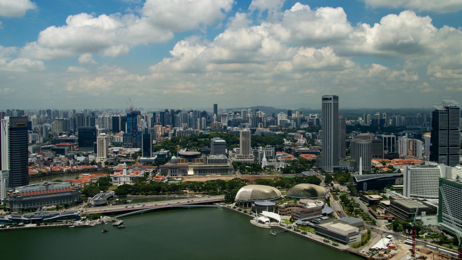 AI adoption in Singapore firms slows at execution stage as data gaps persist