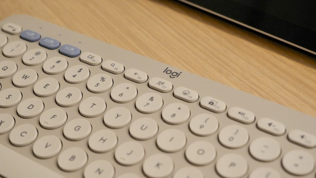 Logitech Pebble 2 Combo review- A travel-first setup with clear comfort trade-offs - 4