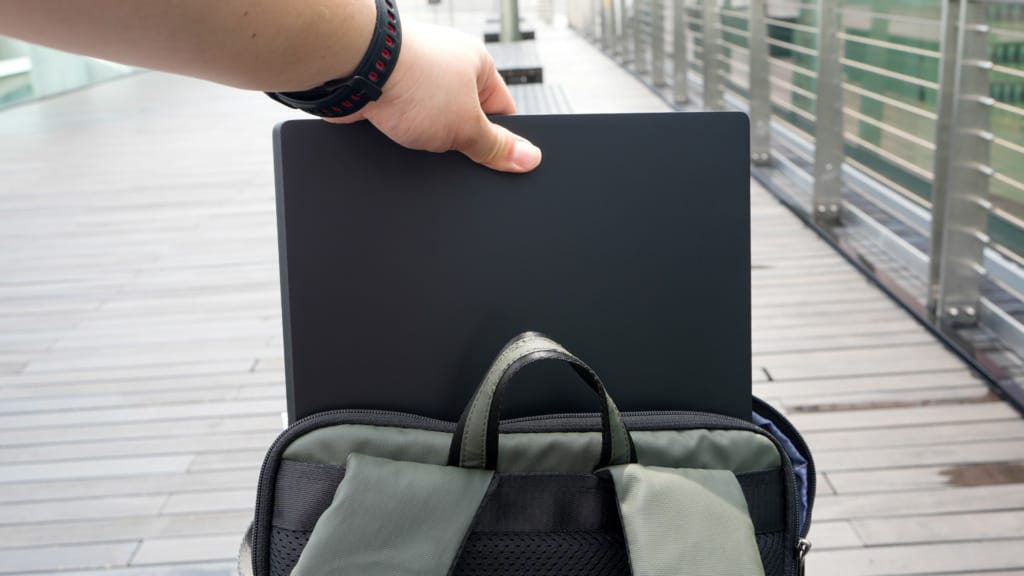 LG gram Pro AI review - A larger workspace without the usual weight - 5