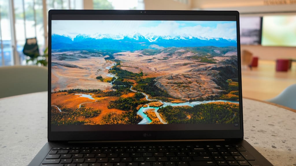 LG gram Pro AI review - A larger workspace without the usual weight - 7