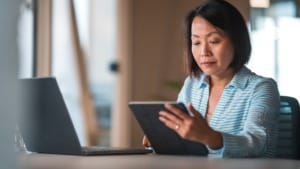 Singapore CEOs face AI accountability test as control gaps persist Singapore CEOs face AI accountability test as control gaps persist