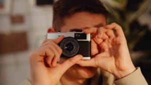 Why Gen Z is bringing back the flawed Y2K point-and-shoot Why Gen Z is bringing back the flawed Y2K point-and-shoot