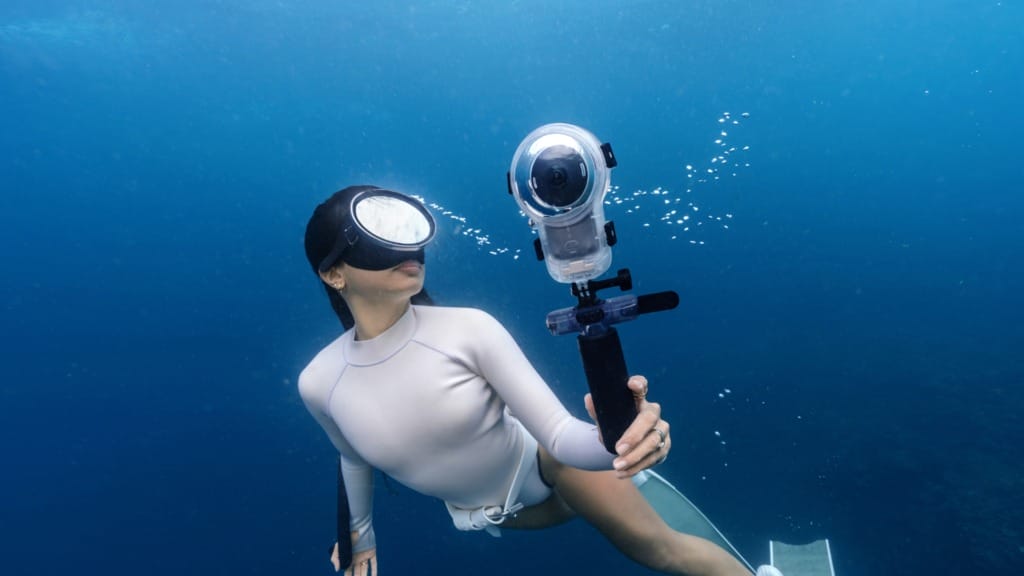 Insta360 X6 adds larger sensors, 8K50 video and on-device AI editing - 1