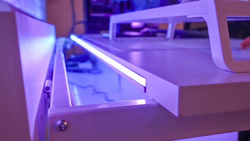 Interdesk Aura review Extensive customisation for hybrid workstations -