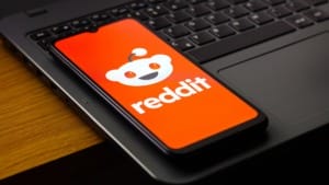 Reddit experiments with audio and video versions of posts Reddit experiments with audio and video versions of posts
