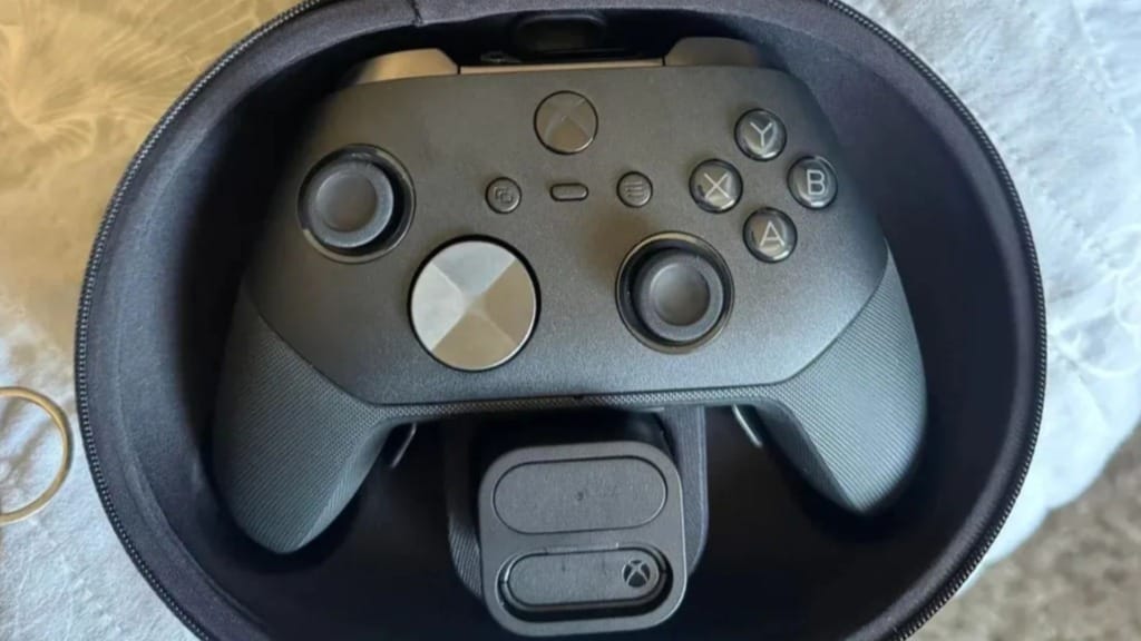 Unreleased Xbox Elite Controller 3 may have reached a buyer by mistake Unreleased Xbox Elite Controller 3 may have reached a buyer by mistake