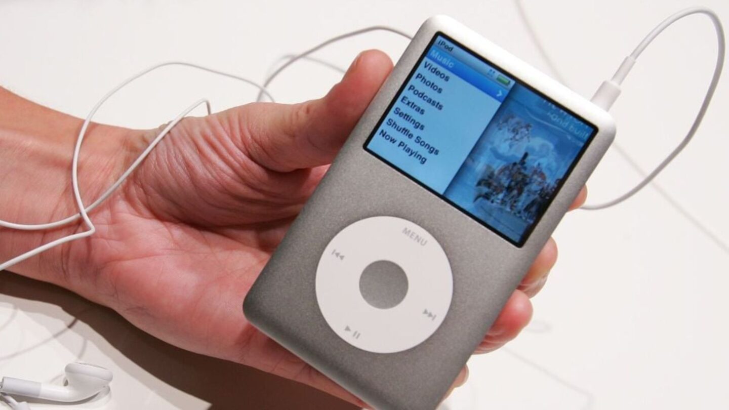 Apple Music celebrates the iPodâs 25th anniversary with an interactive Easter egg