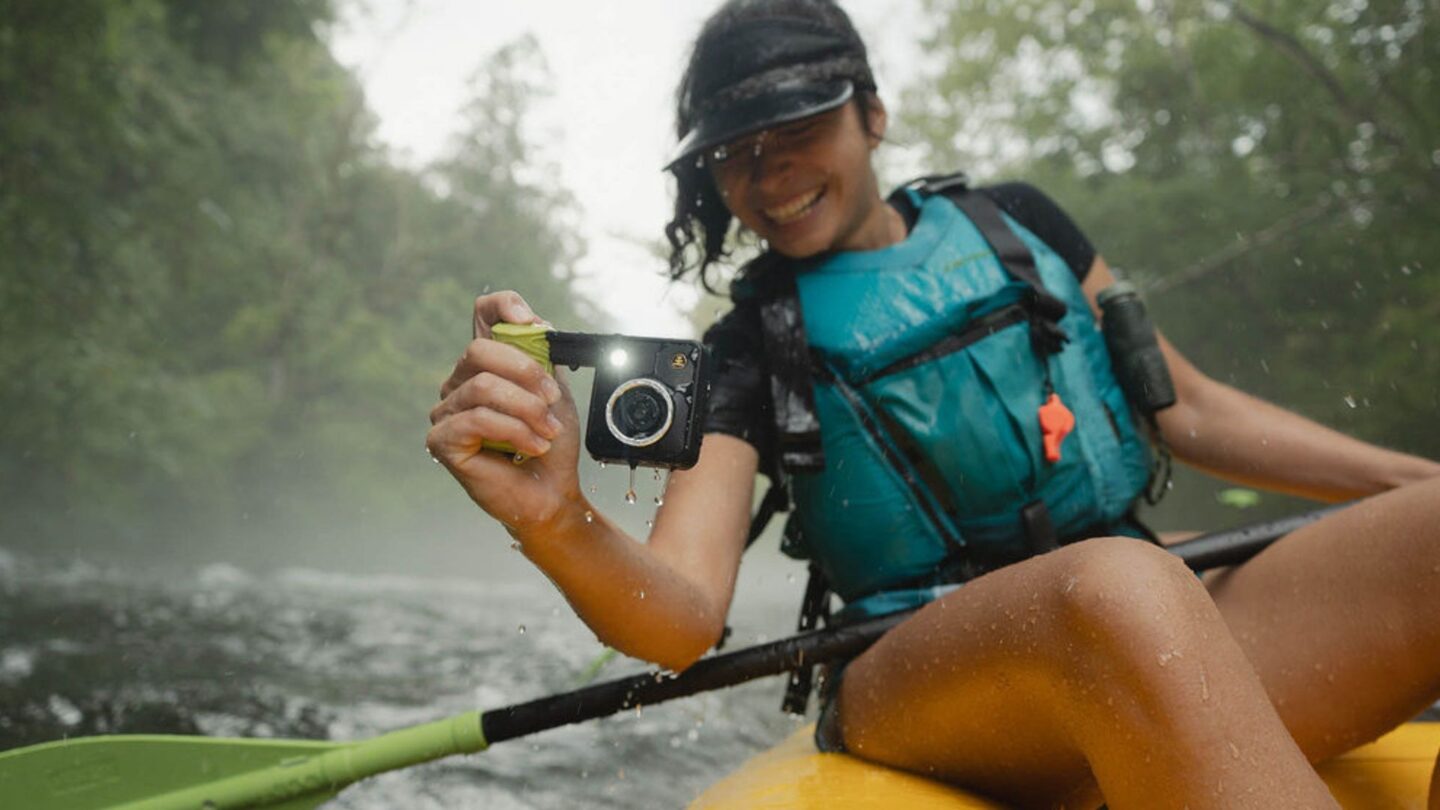 Nocs Portal AFN7 brings screen-free photography to outdoor adventures